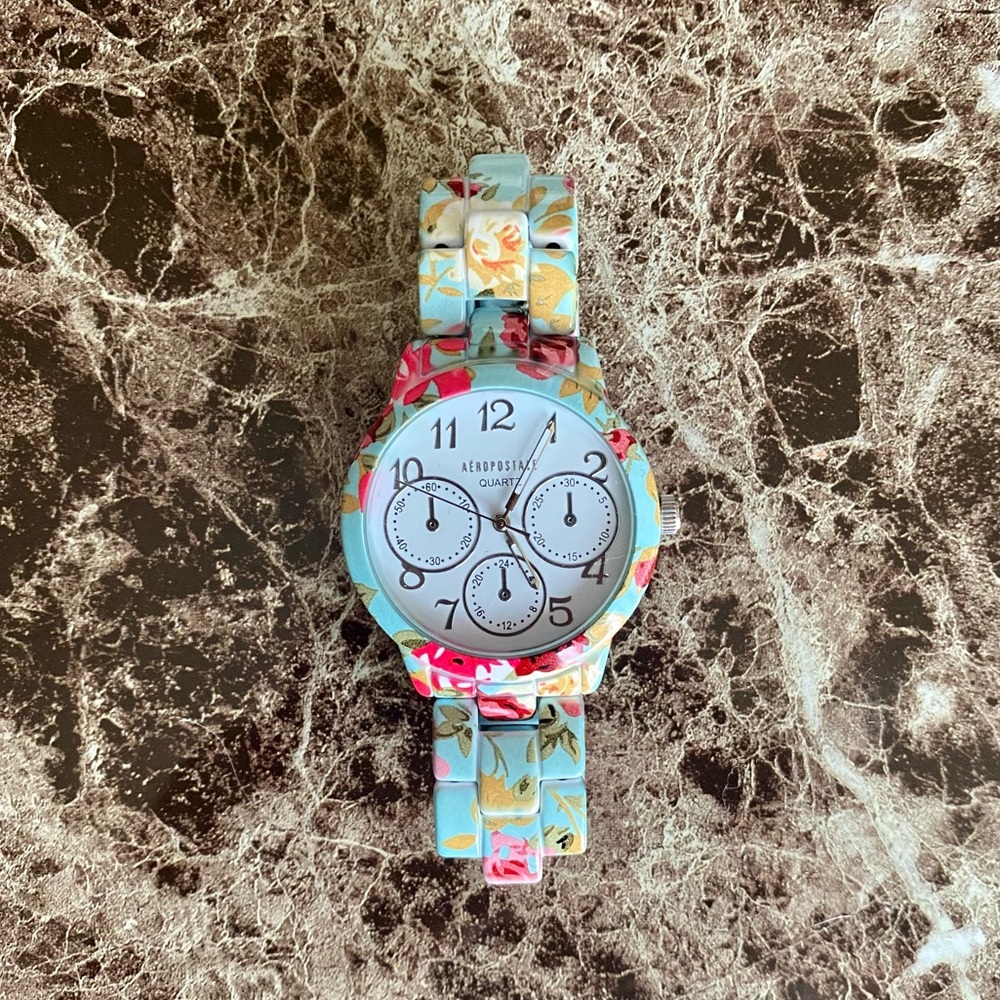 ✨Host Pick✨ Aeropostale Floral Watch